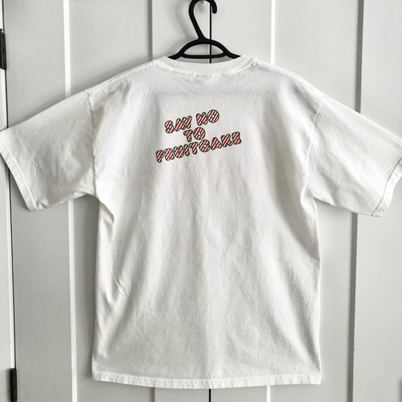 Hooters, Las Vegas, Vintage T-Shirt, Christmas Shirt Say No To Fruitcake, Size L - Picture 3 of 12